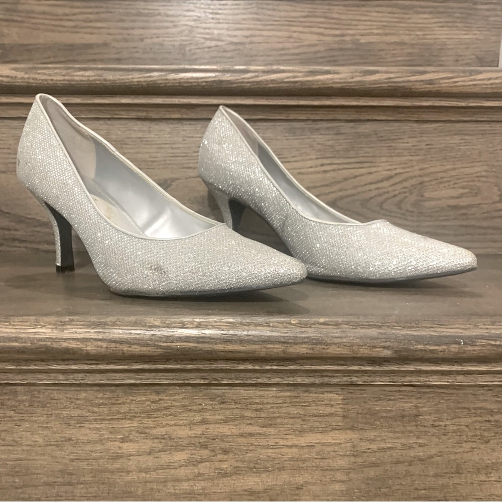 ‘Ain’t No Cinderella!’ Heels